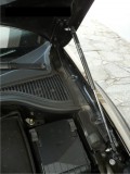 824 05 Puntal de gas de la bota delantera para Škoda Yeti / Yeti Facelift 