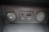 248841C Adaptador - convertidor USB / AUX JACK Conector de 4 pines Kia