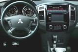 Adaptador para el control del volante del Mitsubishi Outlander III.