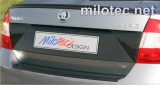 781 04 ,Cubierta de diseño bajo la placa de matrícula, ABS negro metalizado, Škoda Rapid Limousine 