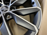 654071498C ZG6,OEM,Skoda,Scala,Llanta de aleación cepillada,Blade,18,negro mate