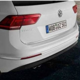 OEM 5NA061197 VW Tiguan Protector de parachoques trasero / Cubre umbral - Plástico con aspecto de acero 
