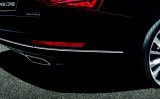 OEM Listón de parachoques trasero – cromo Škoda Superb III