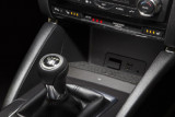 8 70 314 Cargador Inbay® Qi Mazda CX-5
