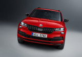 57A853761A F9R,Skoda,Karoq,Embellecedor de la parrilla delantera en negro brillante